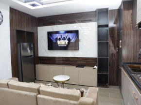 Delight Apartments, Victoria Island (Wi-Fi, 24/7 PWR & AC guaranteed)